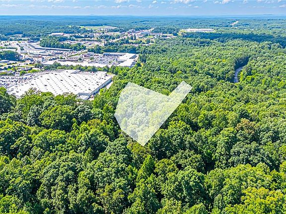 2nd image of 230 Industrial Park Dr