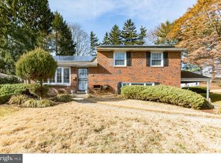 830 Rhoads Dr, Springfield, PA 19064