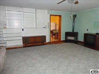 3rd image of 305 S Ewing St