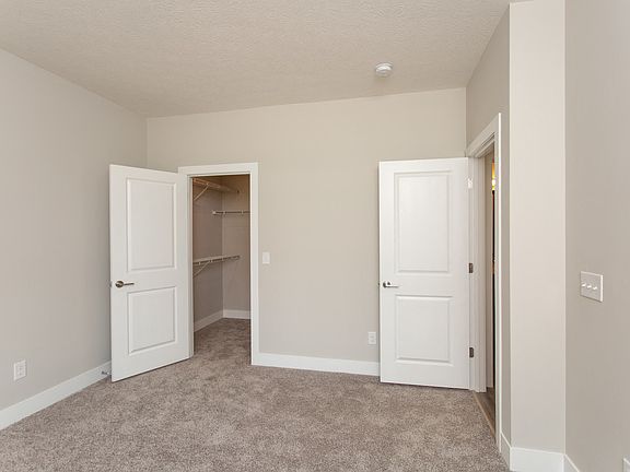 The Drake Bedroom with Spacious Closet
