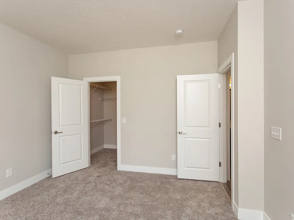 The Drake Bedroom with Spacious Closet