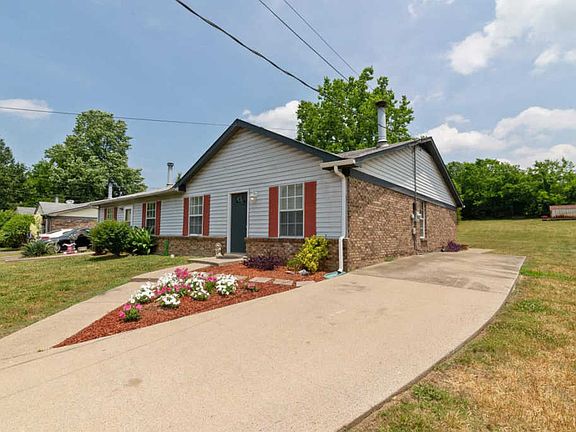2nd image of 1355 Bellshire Terrace Dr