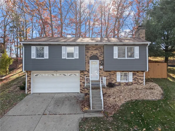 219 Columbia Dr, Aliquippa, PA 15001