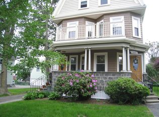 40 Spruce St #1, Watertown, MA 02472