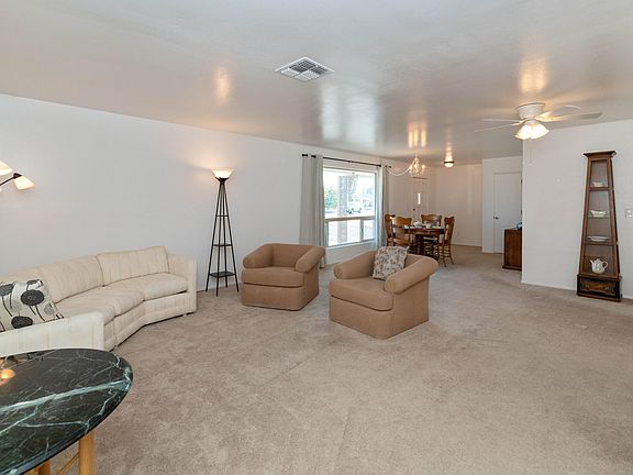 3rd image of 10747 W Crosby Dr