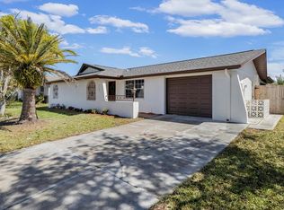 9430 Glen Moor Ln, Port Richey, FL 34668