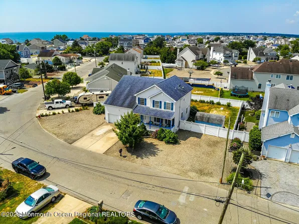 1507 Tamiami Road, Forked River, NJ 08731