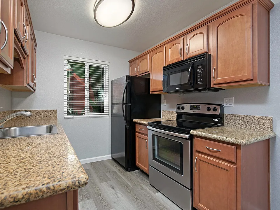 4463 Home Ave #4