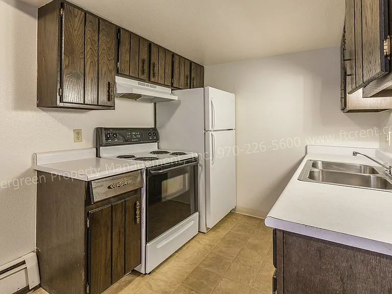 1314 E 16th St — Photo 23