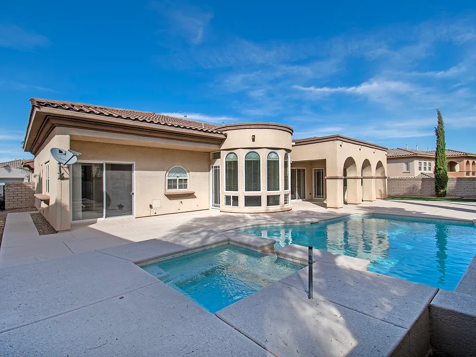 623 Chervil Valley Dr