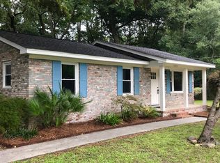 1609 Point Park Dr, Johns Island, SC 29455