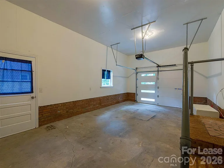 5646 Oak Dr — Photo 22