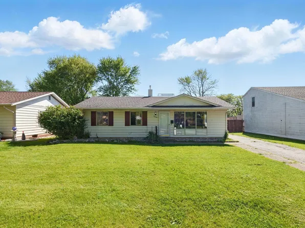 6440 Azalea Dr, Fort Wayne, IN 46825