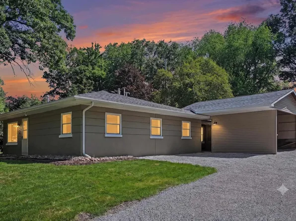 403 Mineral Springs Ave, Winona Lake, IN 46590