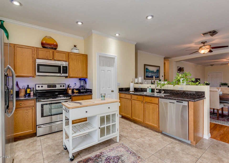 1st image of 2751 W Santa Cruz Ave