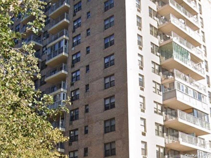 4255 Colden St Flushing, NY, 11355 Apartments for Rent Zillow