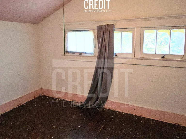 341 W Harrison Ave — Photo 6