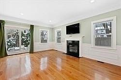 3rd image of 68 Waverley Ave #2
