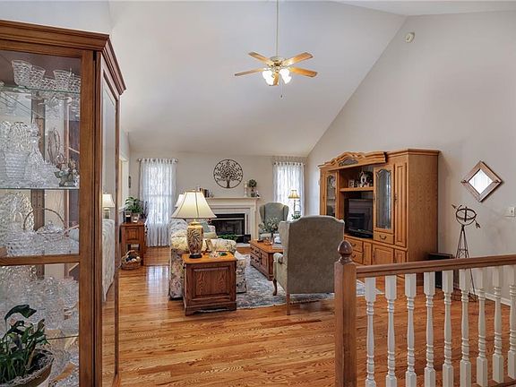 4th image of 3904 Mallard Ct