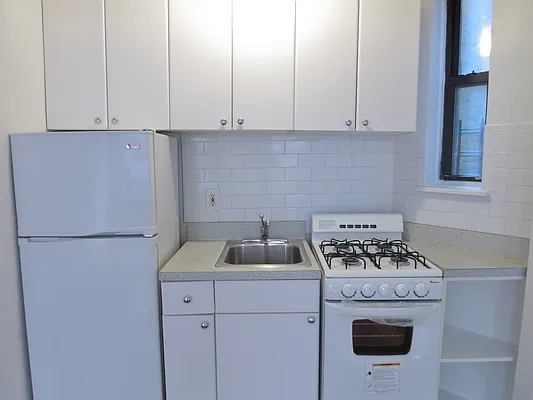 Rented by City & Suburban | media 6