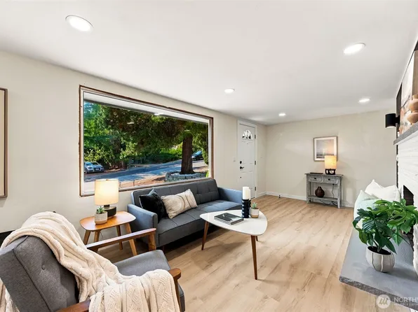 2538 NE 107th Street, Seattle, WA 98125