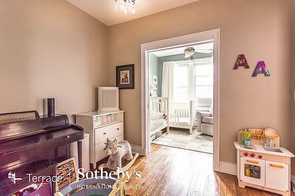 Sold by Terrace Sotheby's International Realty | media 9