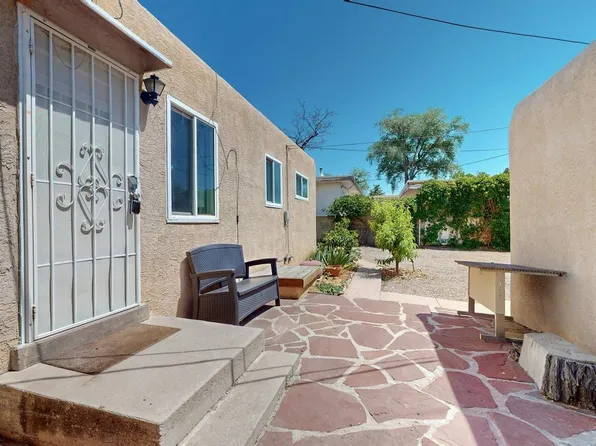735 Jefferson St NE, Albuquerque, NM 87110