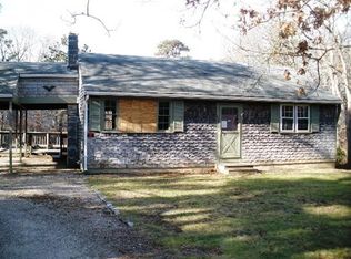 929 Santuit Newtown Rd, Marstons Mills, MA 02648