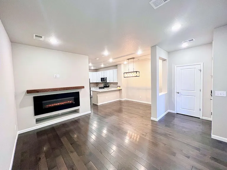 14722 E Belleview Ave — Photo 3