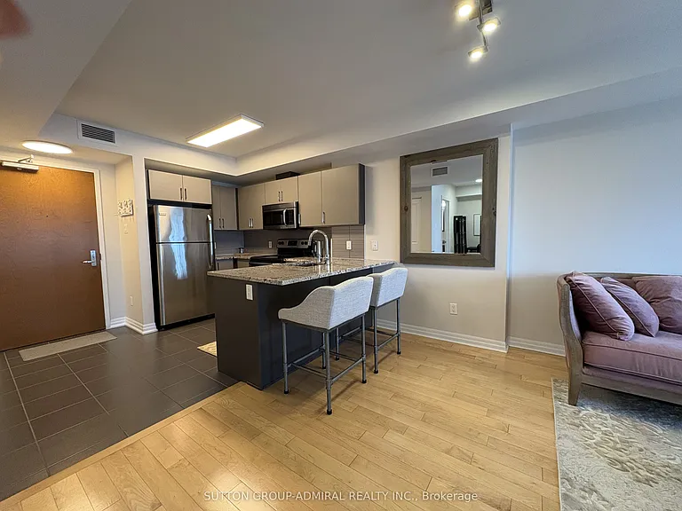195 Besserer St #803 — Photo 9