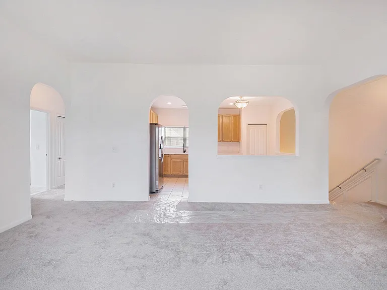 2925 N Knightsbridge Cir — Photo 9