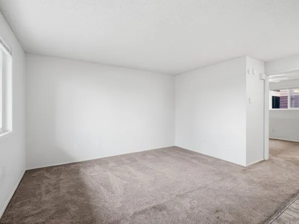 Union Park Apartments in Cheney!, 18 & 28 W 2nd St #305, Cheney, WA 99004