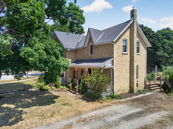 7 Macnab St, Lambton Shores, ON N0N 1J0