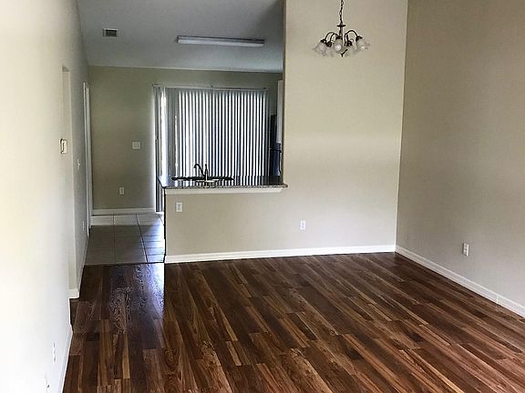 3rd image of 32 Pleasant Ln #A