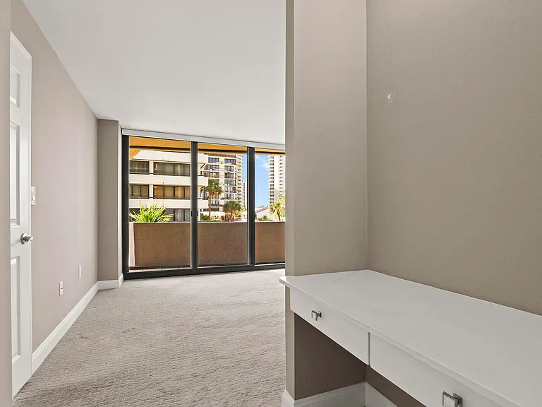 4200 N Ocean Dr #1-203 — Photo 23