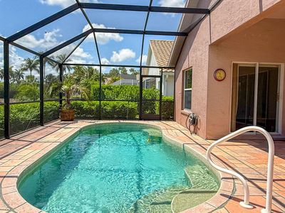8460 Indian Wells Way, Naples, FL, 34113