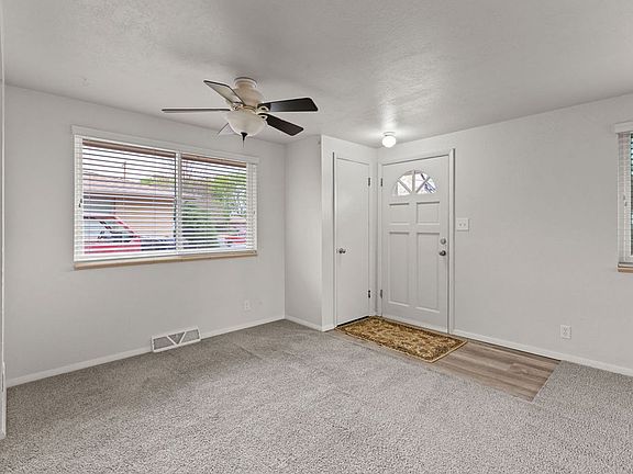 5th image of 1721-1723 N Dotsero Ave