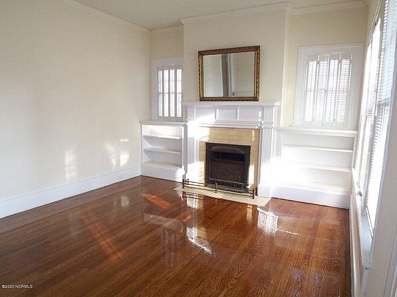 4th image of 1407 E 4th St APT A