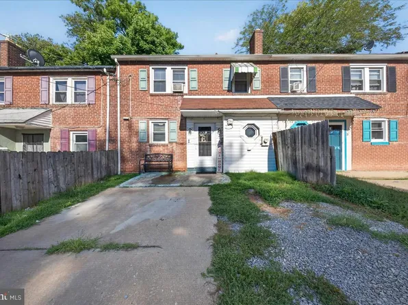 5 S Pennewell Dr, Wilmington, DE 19809