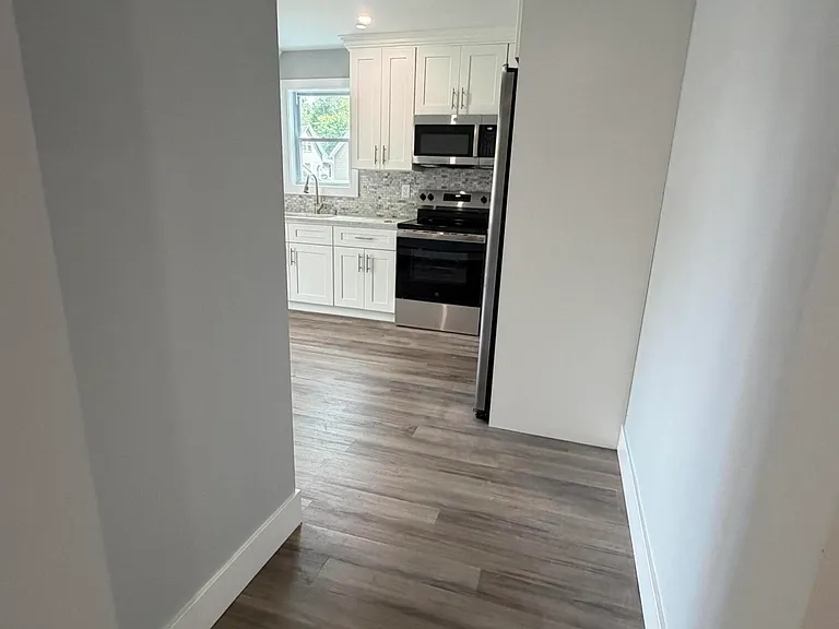 1729 N Main St #B — Photo 12