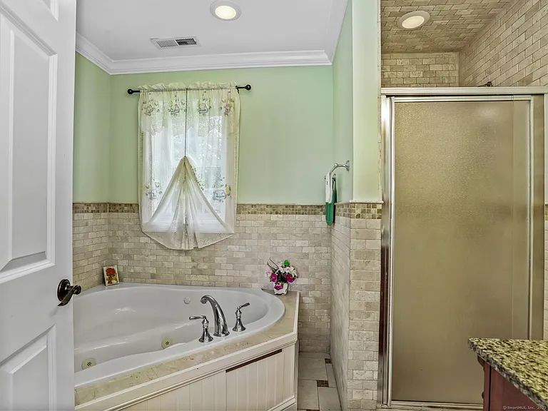 56 Barholm Ave — Photo 15