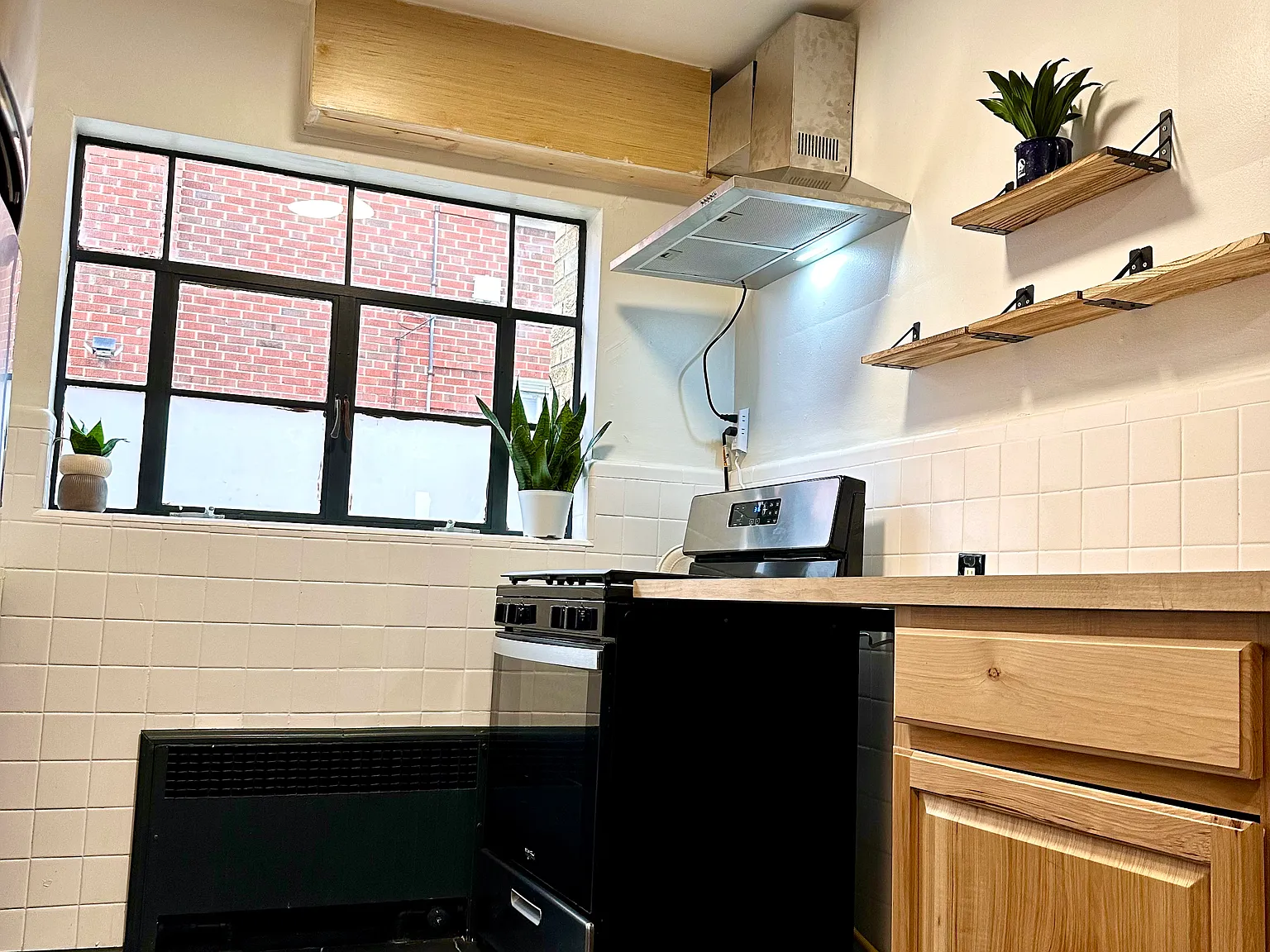 1 bed, 950 sqft, $1,050 — Photo 4