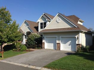 10 Wentworth Ct, Hamburg, NJ 07419