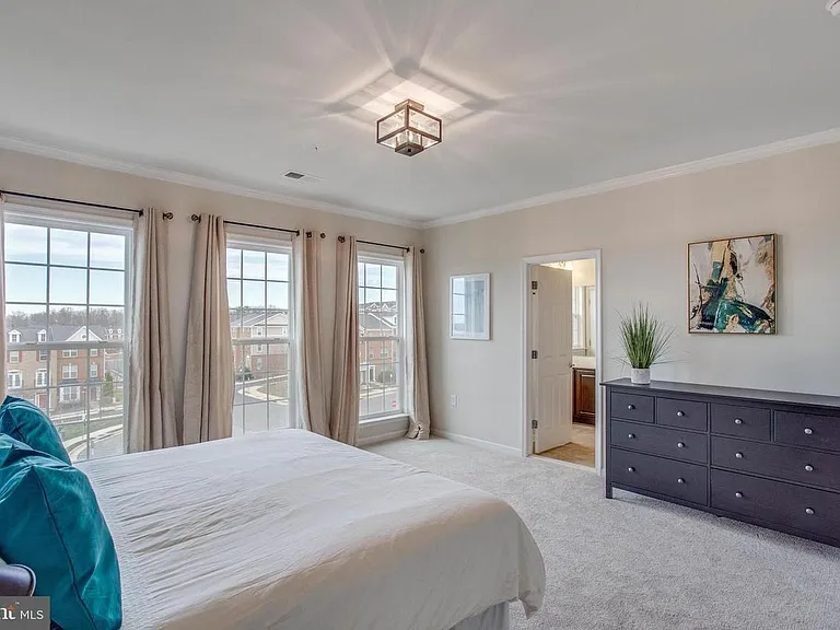 42707 Wardlaw Ter — Photo 19