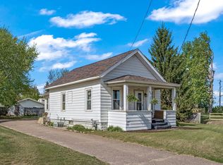 906 Cameron St, Eau Claire, WI 54703