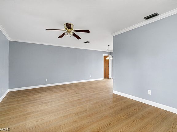 2nd image of 1711 Saint Clair Ave E