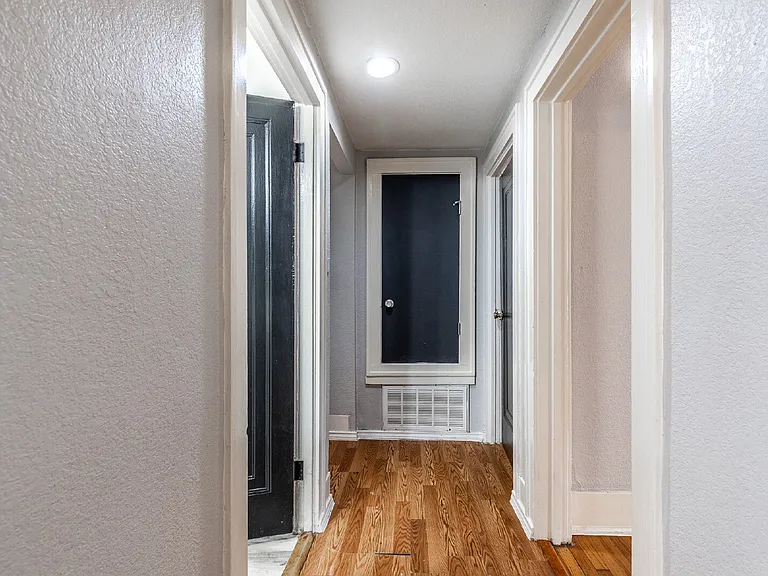 723 E Euclid Ave — Photo 30