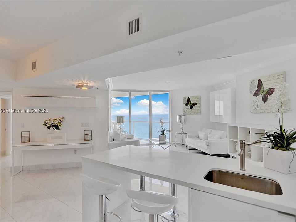 1st image of 16699 Collins Ave APT 3909