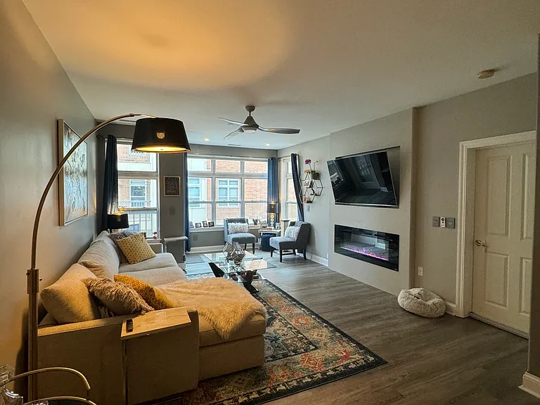 1915 N Water St #207 — Photo 14