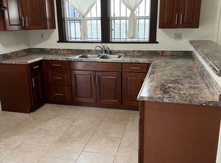 5773 Arroyo Dr, Los Angeles, CA 90042